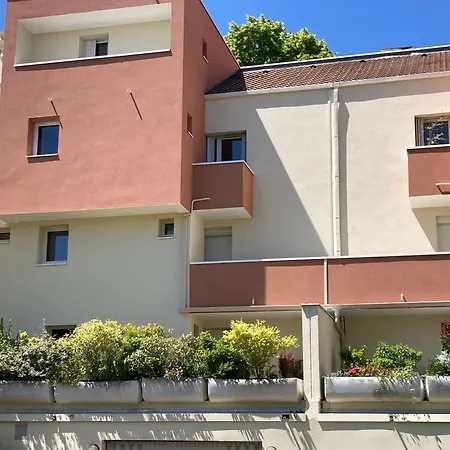 منزل للإقامة Chambre Chez L'Habitant Noisiel